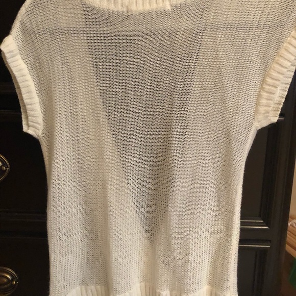 Old Navy top - Picture 4 of 5